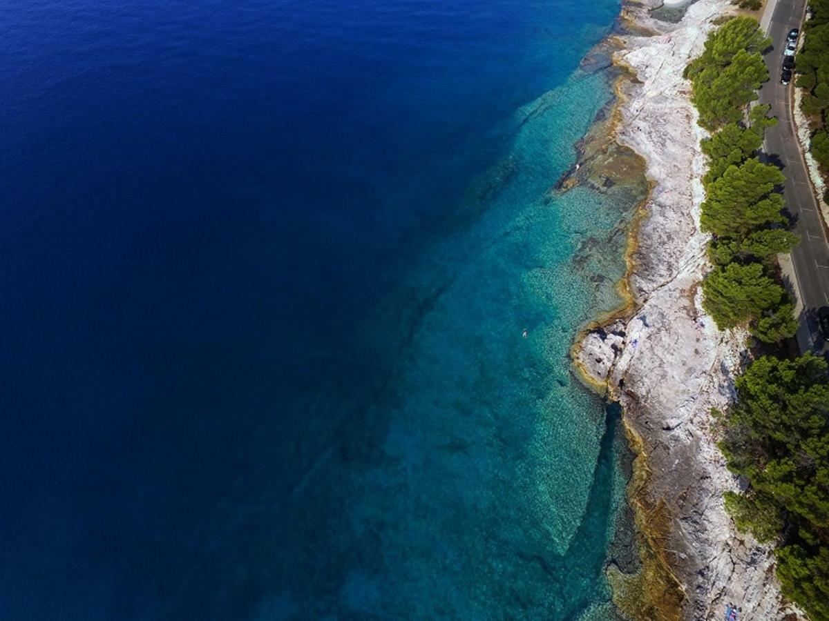 Amfora Deluxe Studio Pula Buitenkant foto